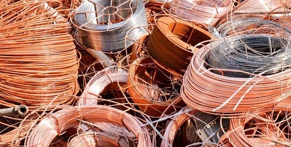 So sánh tỷ lệ đồng trong dây điện đơn, dây đôi và dây cáp công nghiệp để tìm loại nhiều đồng nhất.
