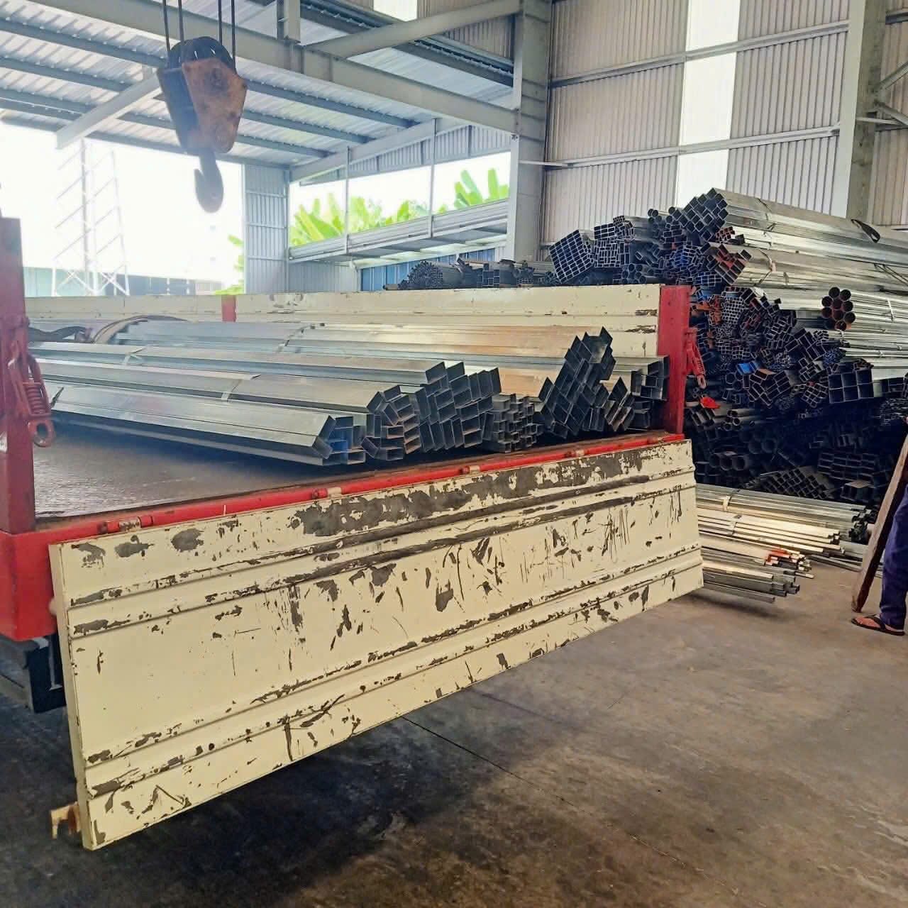 Cân sắt hộp phế liệu