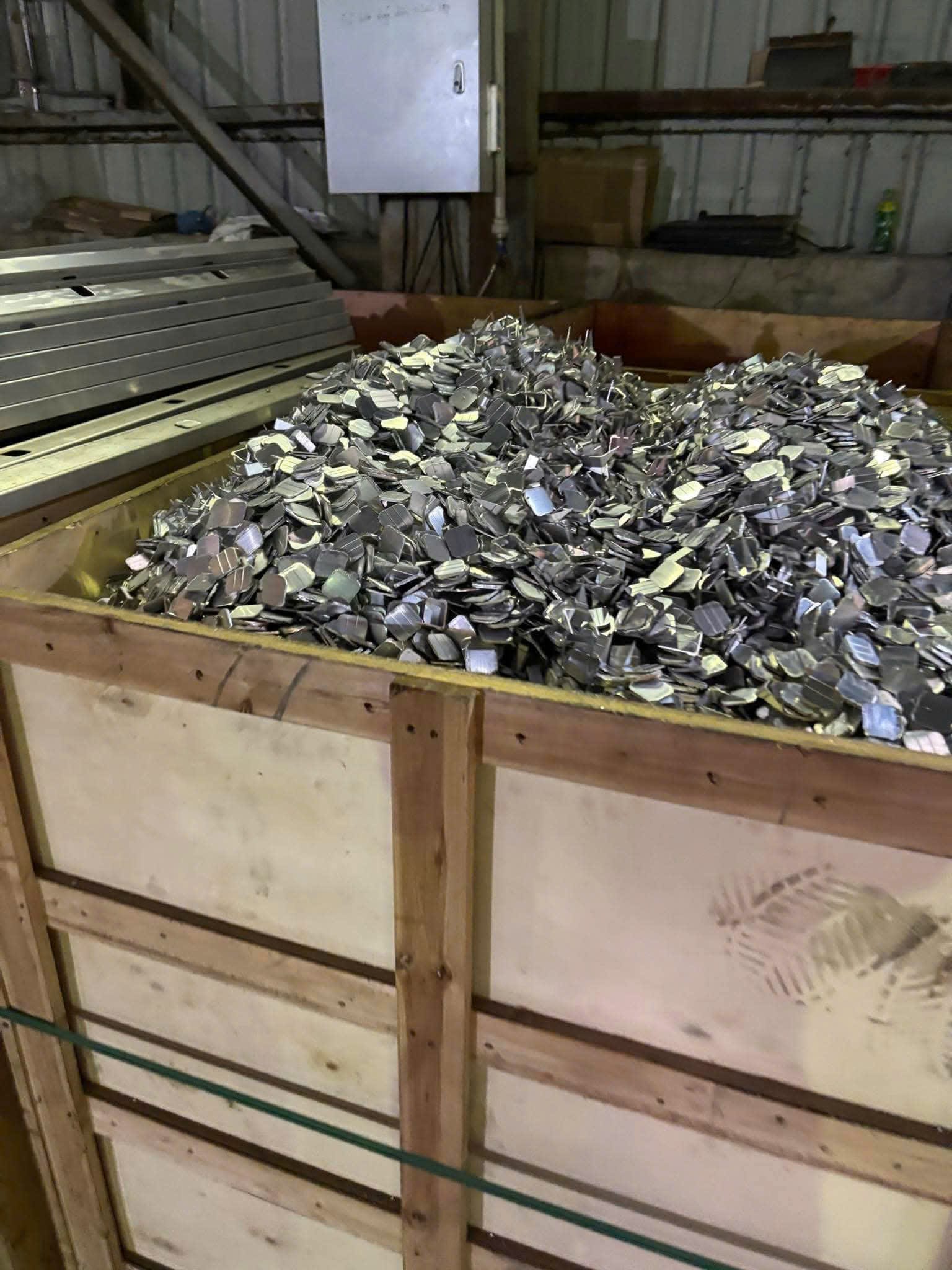 nhôm định hình nhà xưởng phế liệu