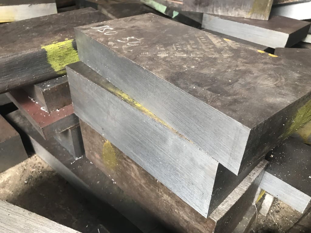 Phế liệu thép skd